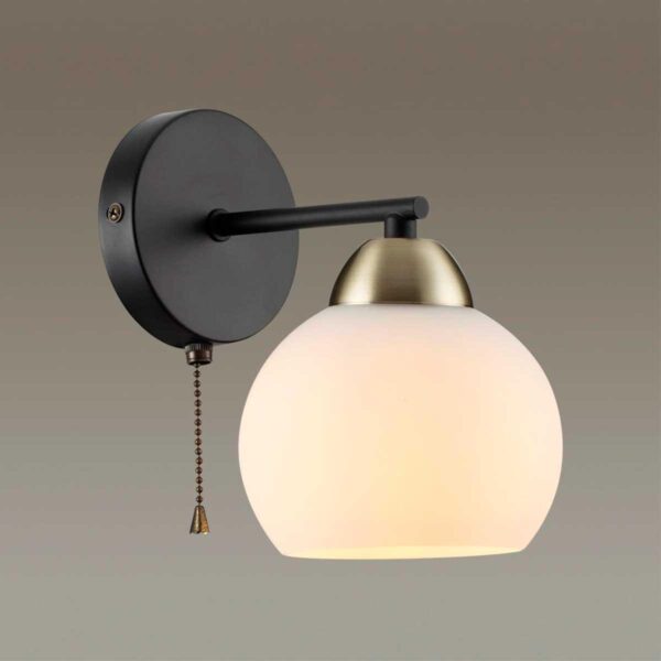 Купить Бра Lumion Comfi Rowan 4595/1W по цене 1990 руб.