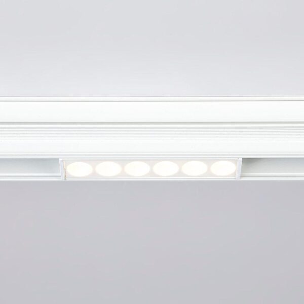 Купить Трековый светодиодный светильник Ambrella light Track System Magnetic GL4017 по цене 590 руб.