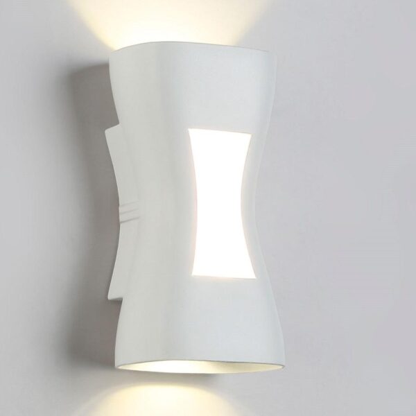 Купить Уличный настенный светодиодный светильник Ambrella light Garden ST4527 по цене 2990 руб.